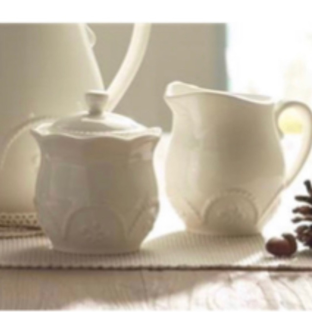 New in Box - Princess House - Sugar and Creamer Set